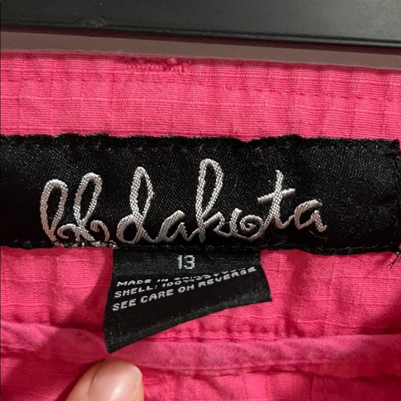 Shorts - Picture 2 of 3